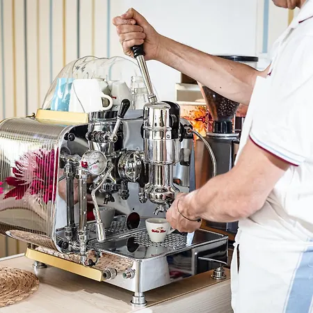 Piccolo Kursaal 酒店 3*