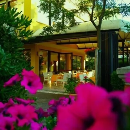 Hotel Piccolo Kursaal 3*